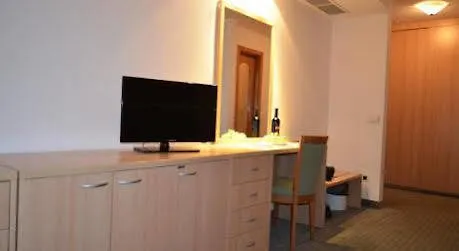 Hostin ポレッチ
